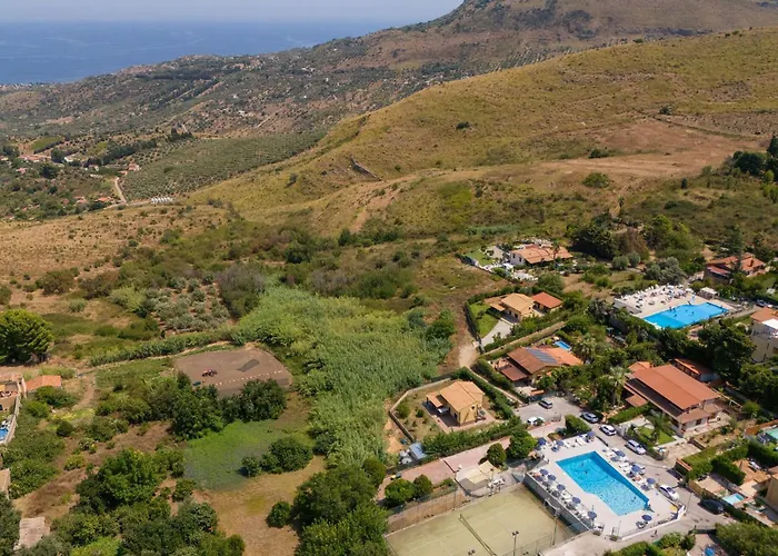 2 Bedroom Amazing In Σπίτι διακοπών Trabia